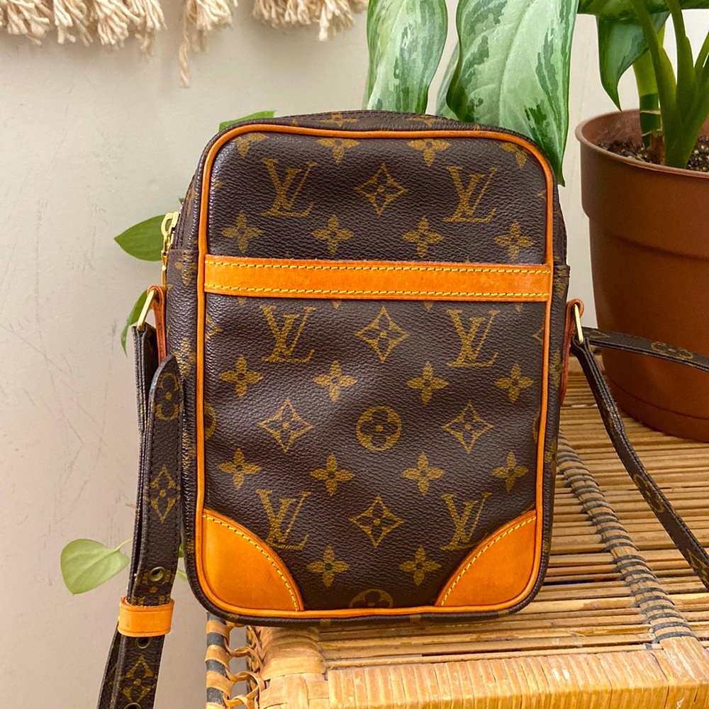 Vintage Louis Vuitton Danube MM